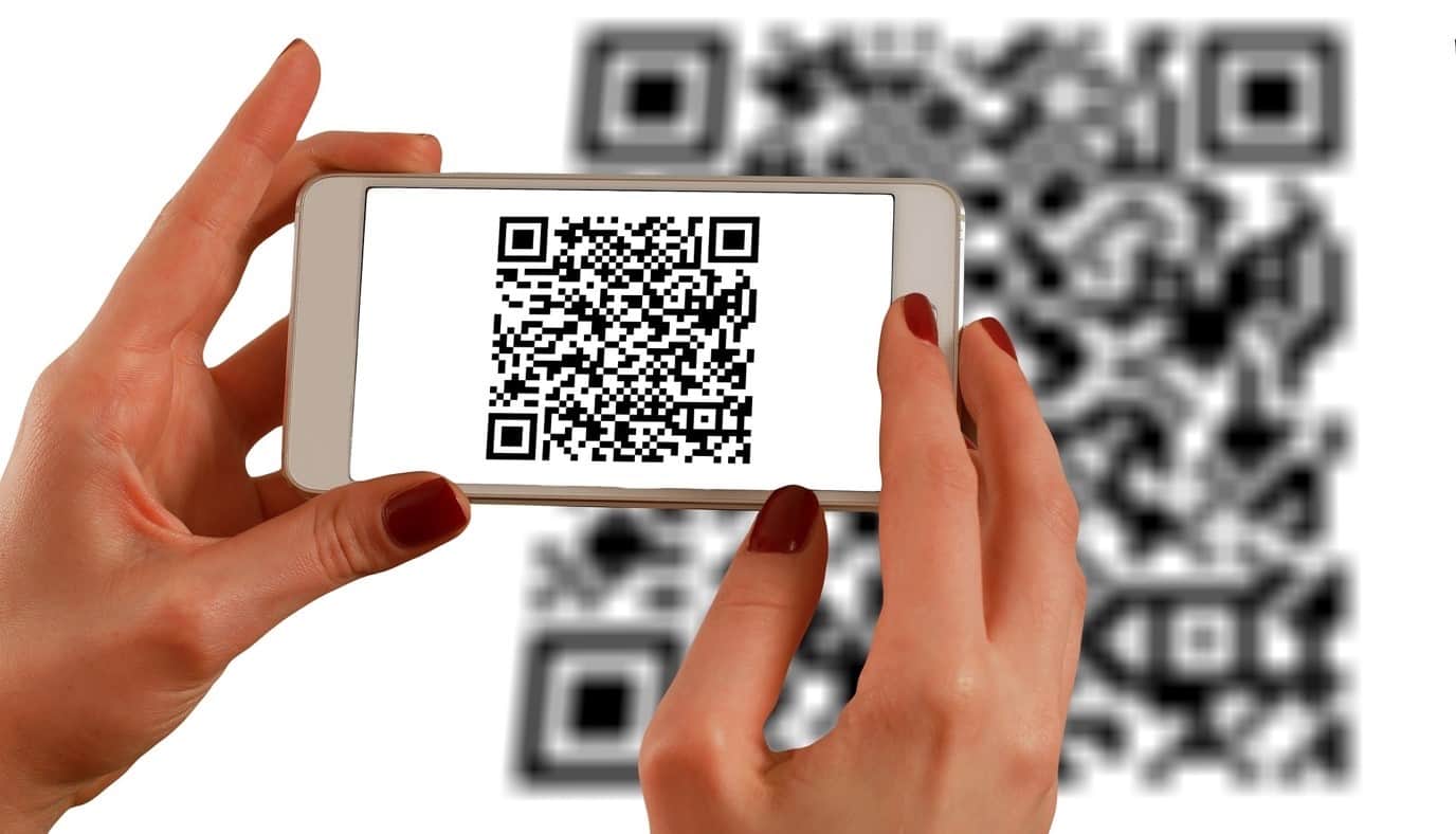 content/pt-br/images/repository/isc/2020/9910/a-guide-to-qr-codes-and-how-to-scan-qr-codes-1.jpg