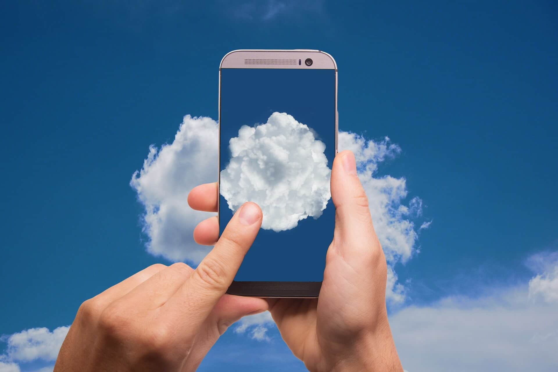content/pt-br/images/repository/isc/2020/what-is-cloud-security.jpg